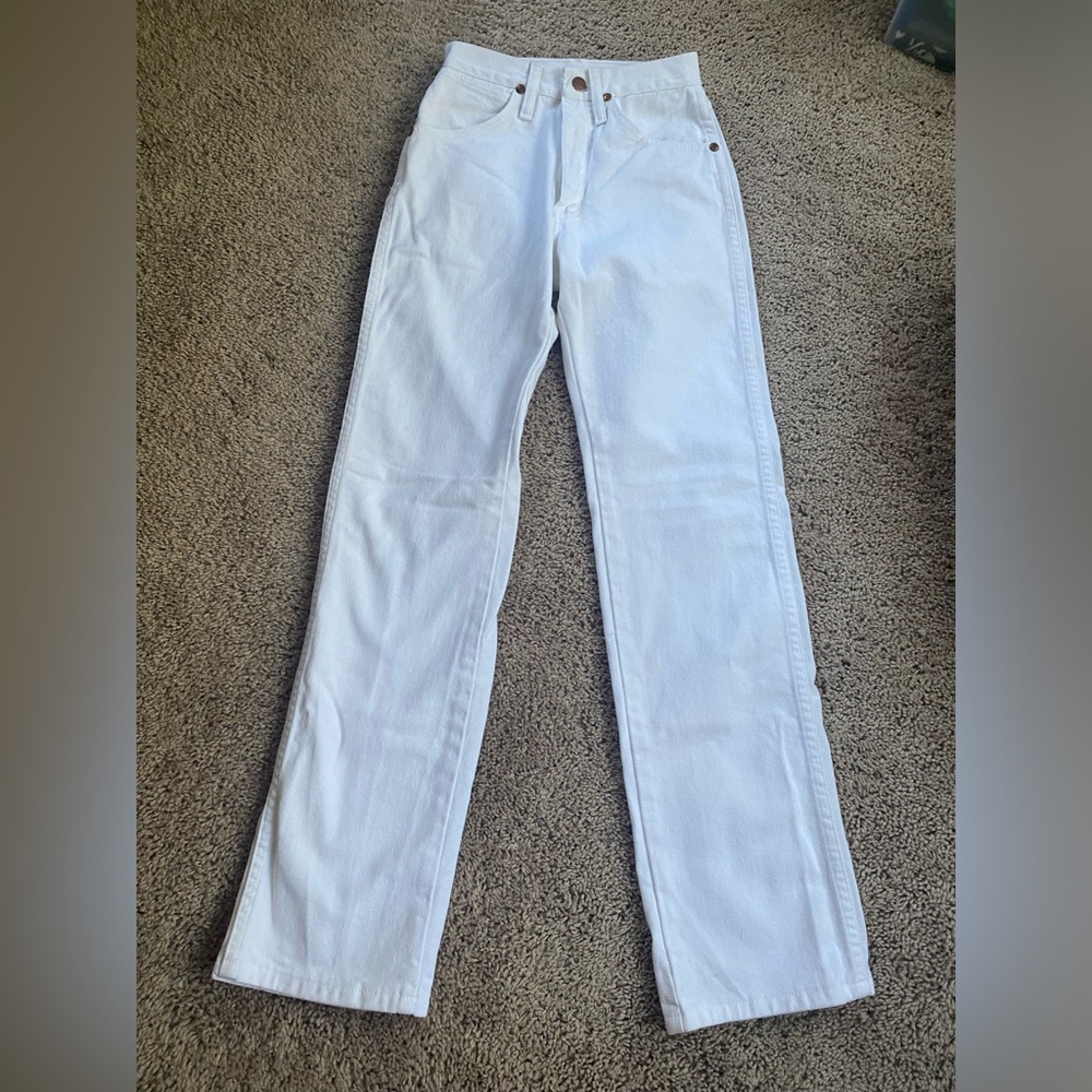 Wrangler Women's Straight Leg Jeans White